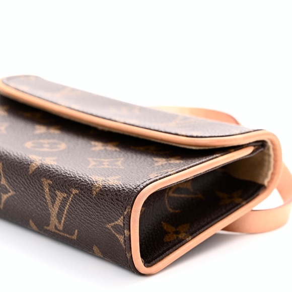 Louis Vuitton Monogram Pochette Florentine - Picture 9 of 14